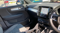 Volvo XC40 2.0 B3P Core 5dr Auto Petrol Estate